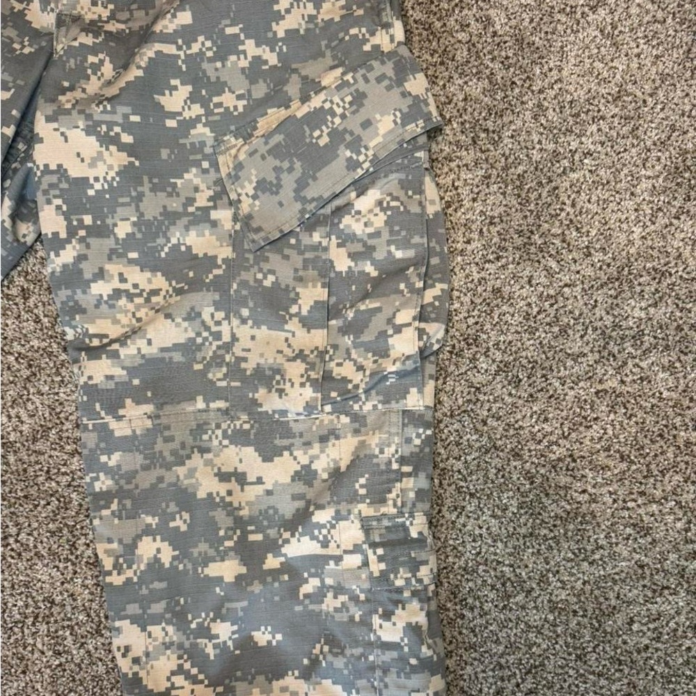 camo cargos - Picture 3 of 7